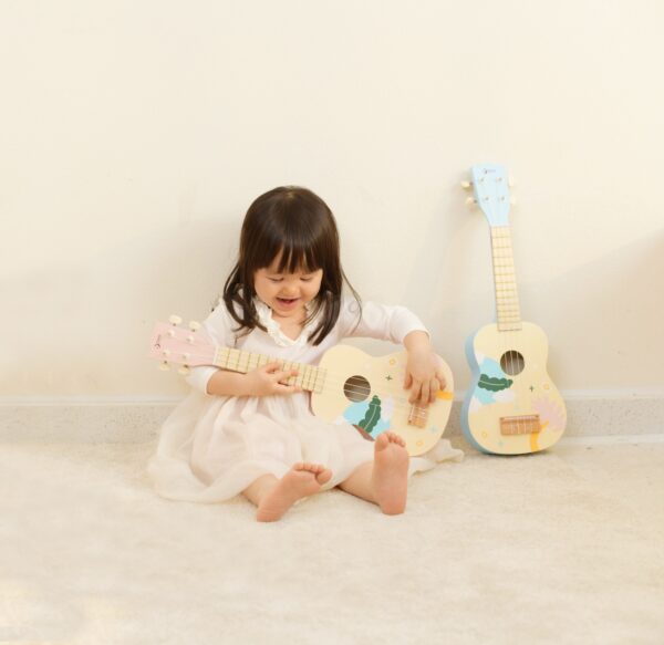 Drewniane Ukulele - obrazek 11